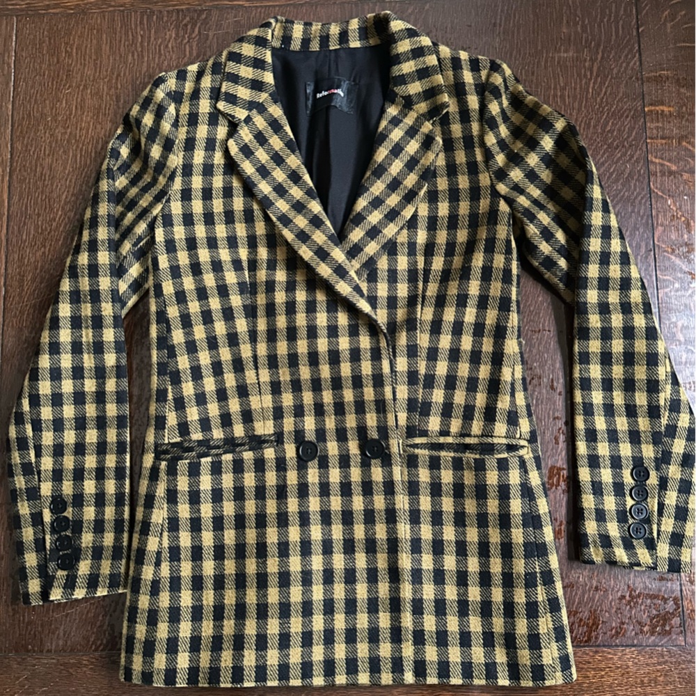 Plaid Blazer with Black and Yellow Checkered Pattern